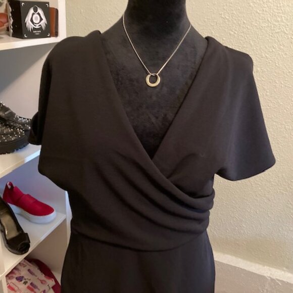 Lulus Dresses & Skirts - Lulu"s Cocktail Dress Black Criss Cross Bodice Cold Shoulder EUC
